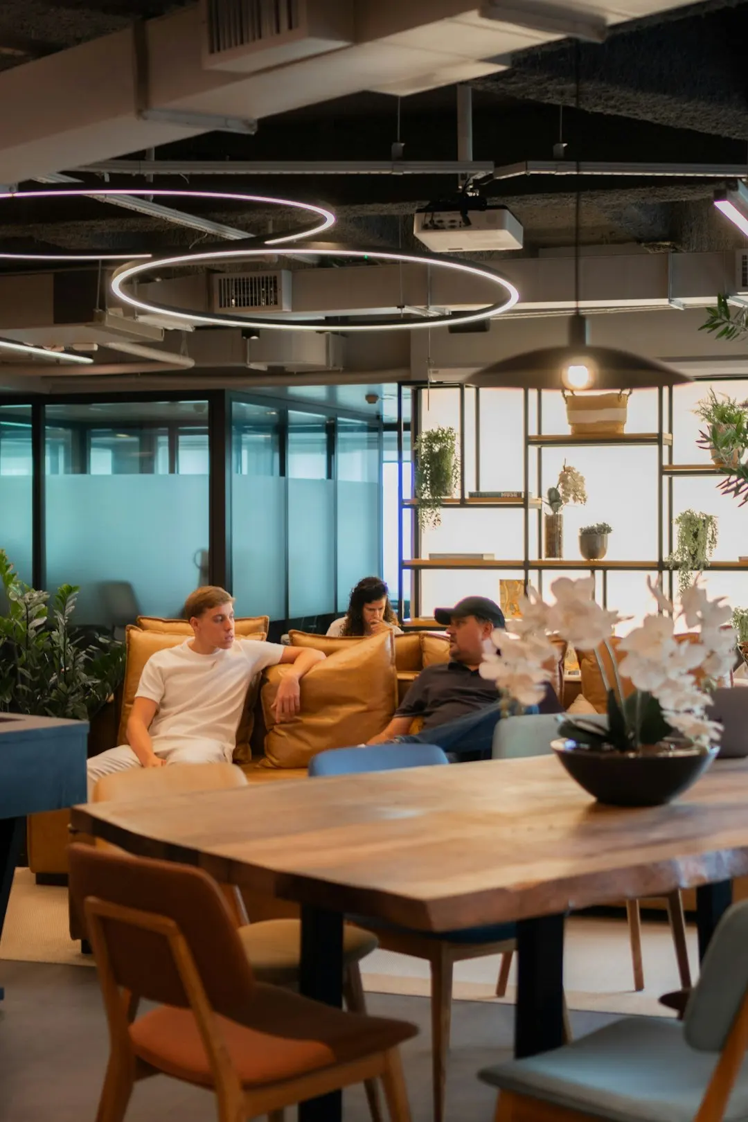 济南哲通电子科技电容选型指南：匹配制造企业工况的实用建议