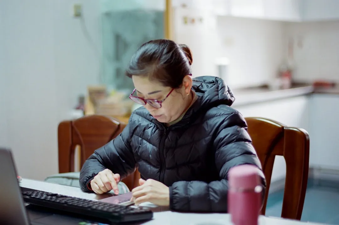 电子元件选型对比：贴片电阻与插件电阻在济南电子产品生产中的适用场景